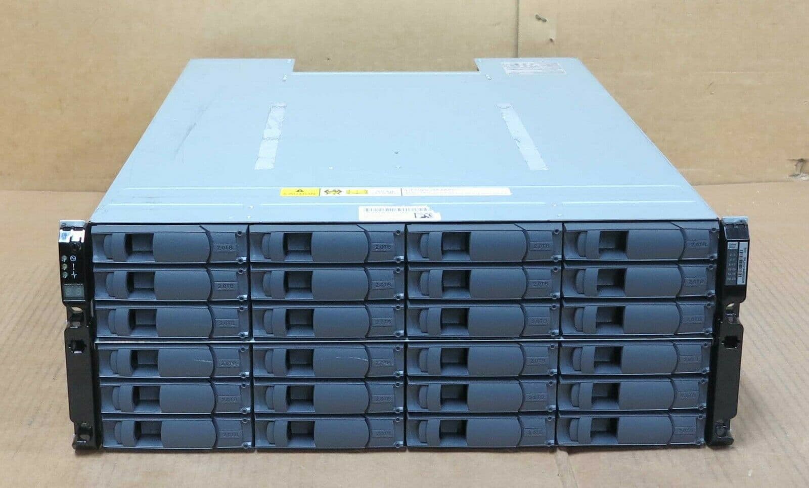 NetApp DS4243 NAJ-0801 Array 48TB 24x 2TB HDD X306A-R5 2x Controllers ...