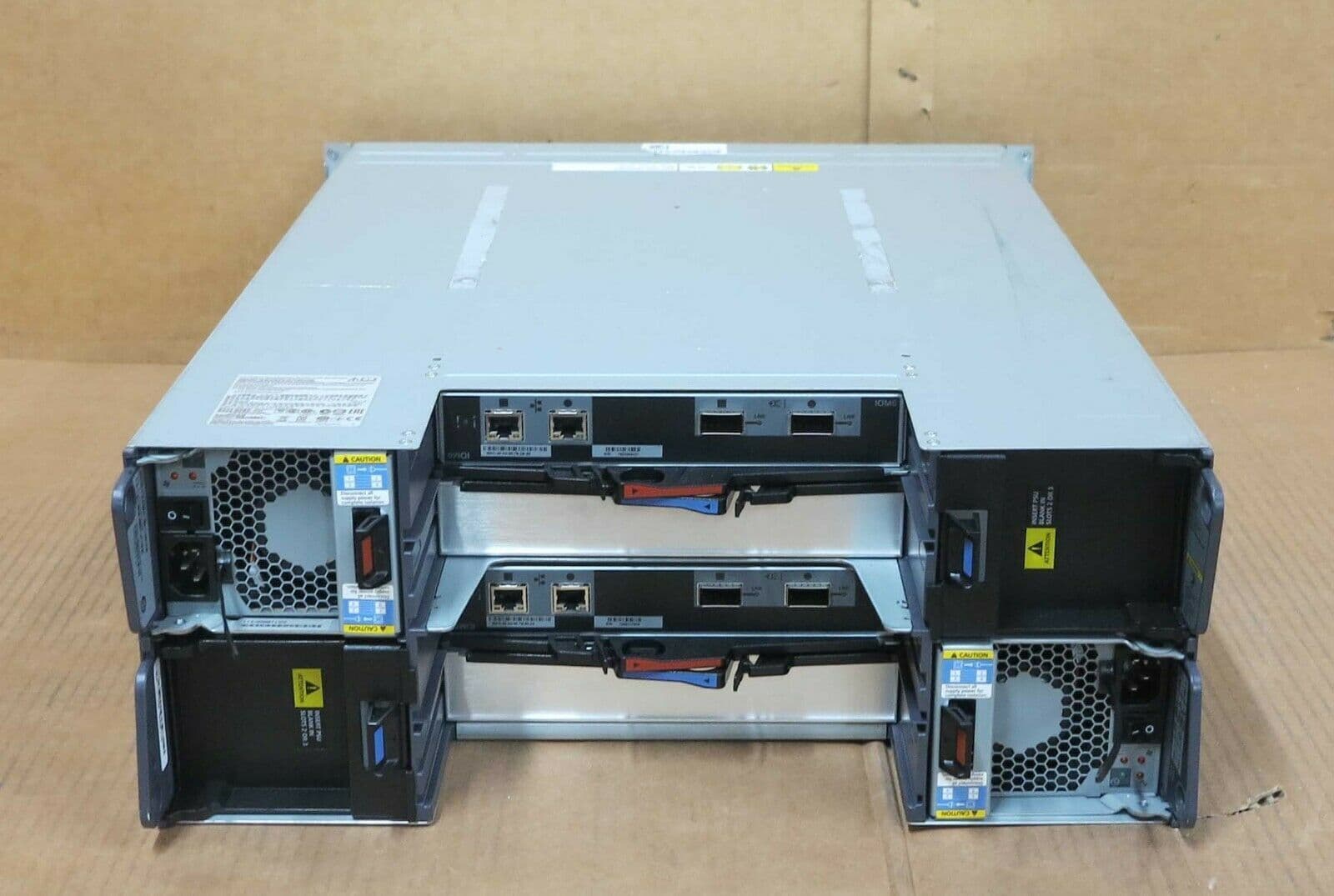 NetApp DS4243 NAJ-0801 Array 48TB 24x 2TB HDD X306A-R5 2x Controllers ...
