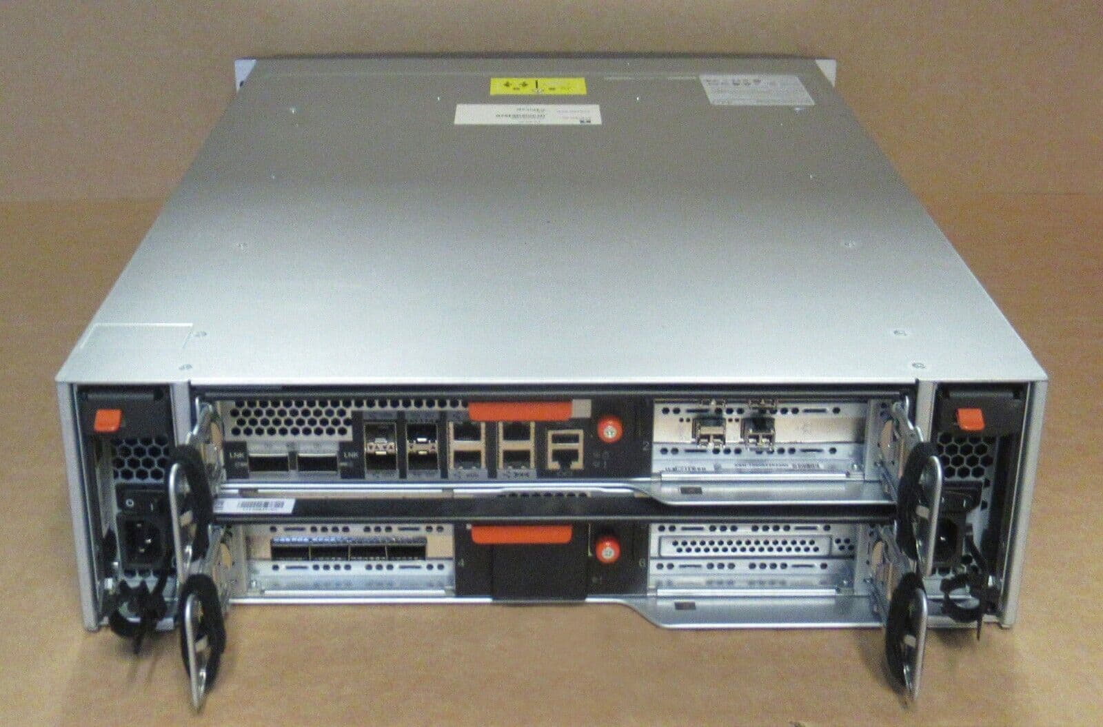 NetApp FAS3250 Filer Array 1x Controller 1x Expansion Module 2x 1300W PSU