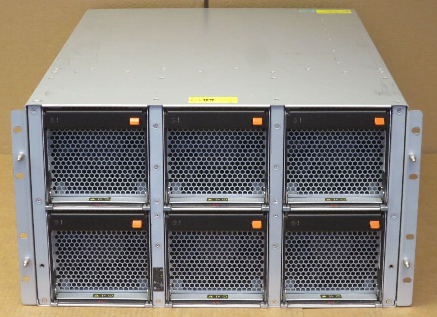 NetApp FAS6240 Filer Head Single Controller 1TB Flash 8x Quad SFP ...