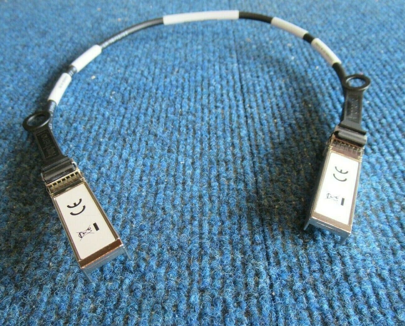 NetApp X656605R6 11200202 0 5M SFP To SFP Direct Attach Twinax Cable