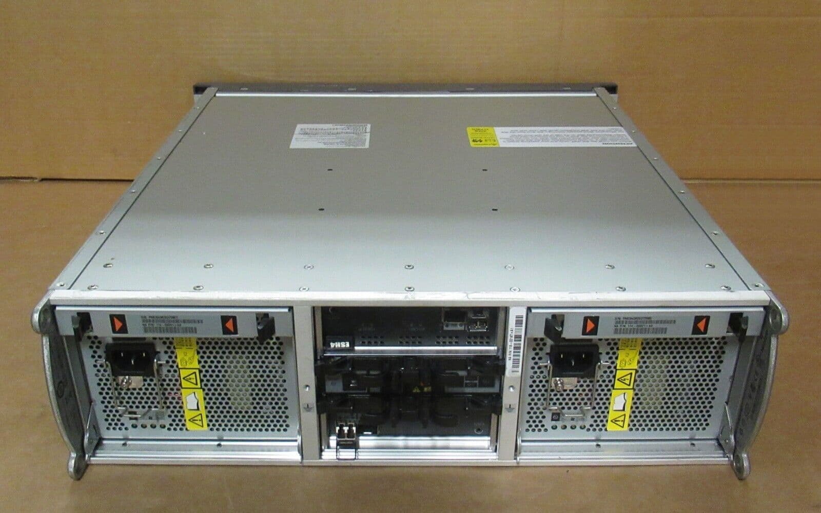 Network Appliance NetApp DS14 MK4 12 x 146GB Bay Drive Array ESH4 ...