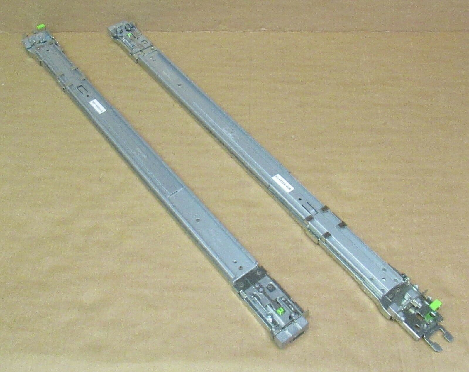New Cisco 800-43324-01 UCS C240 M4 Server Rack Mount Server Rail Kit