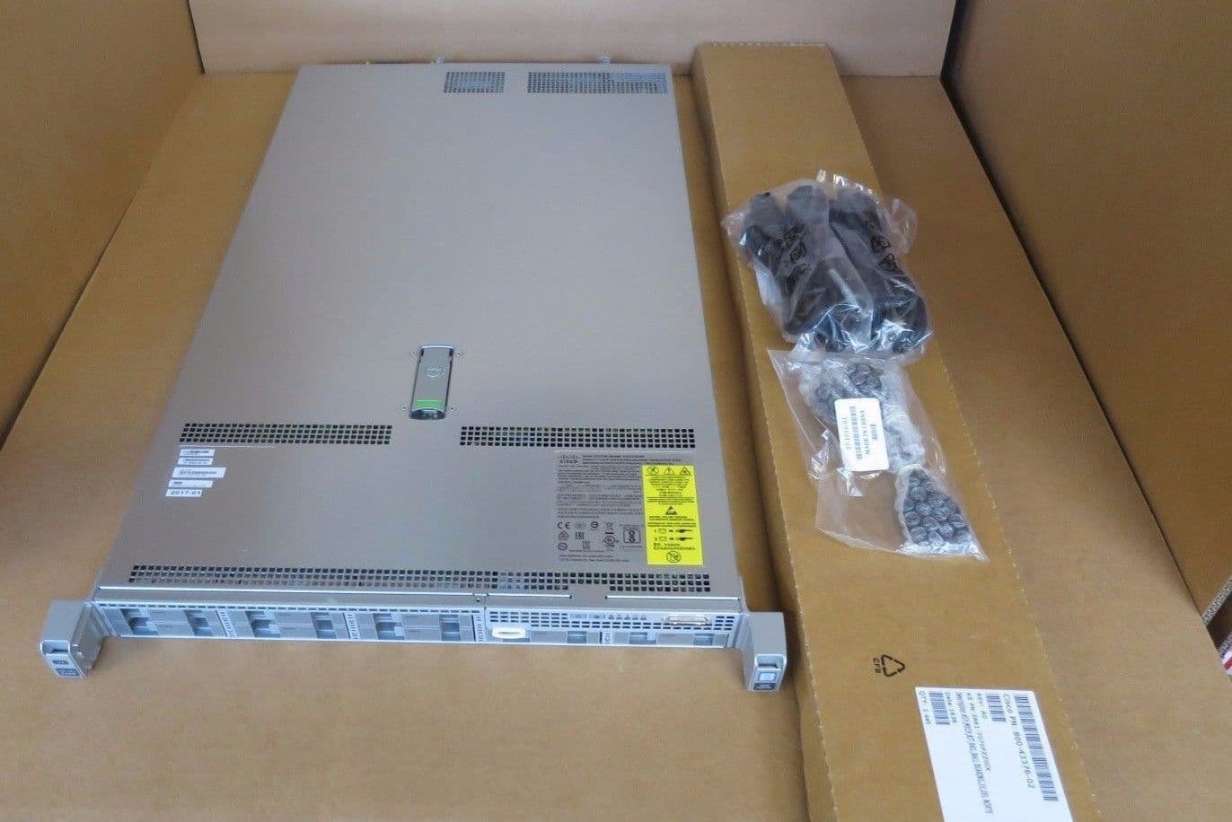 サーバー Cisco UCS C220 M4 E5-2630V4 32G Cisco UCS C220 M4 SFF Rack Servers CTO - Express Computer Systems