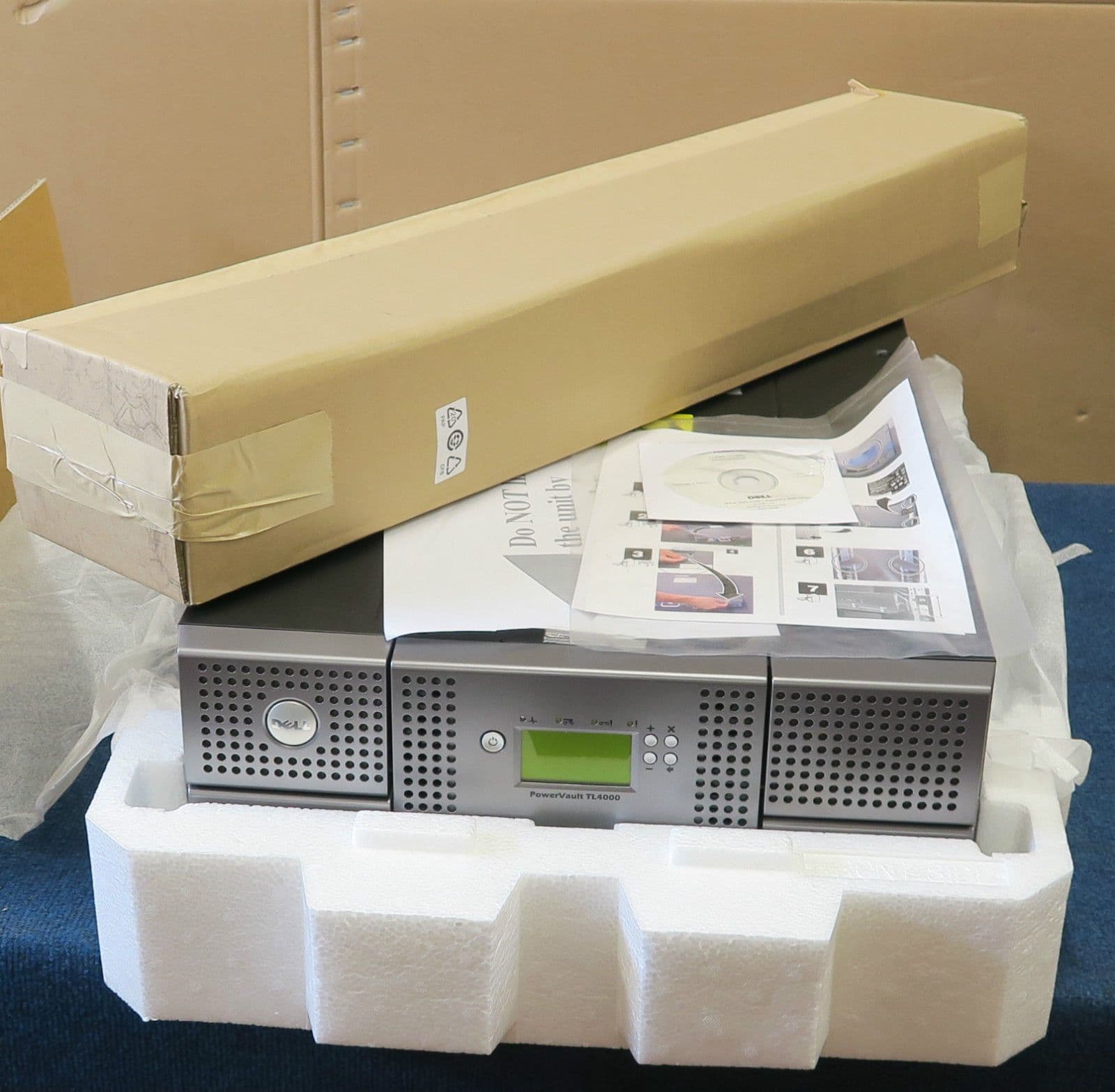 NEW Dell Powervault TL4000 Tape Autloader Library Back Up 4x LTO4