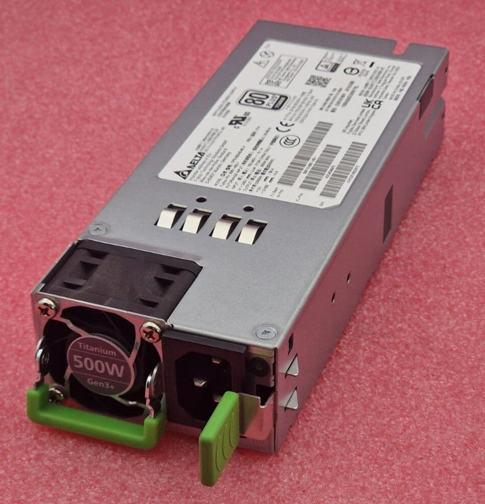 Fujitsu py-pu503 500w titanium hot-swap strežniški napajalnik sprednji pogled