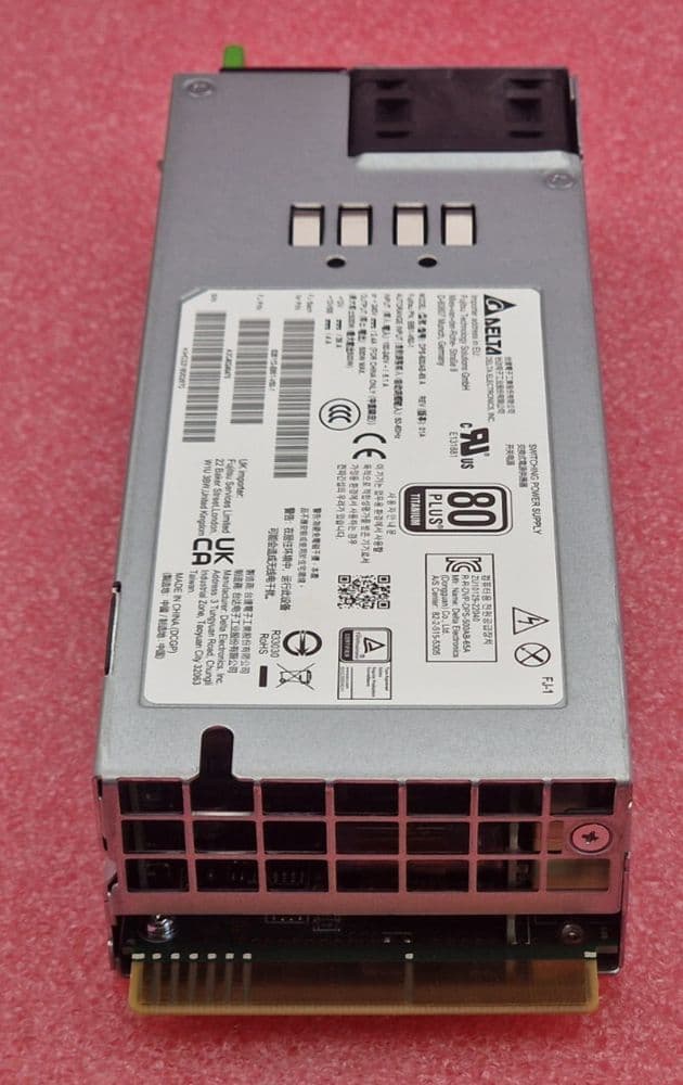Fujitsu 500w hot-plug strežniški napajalnik zgornji pogled