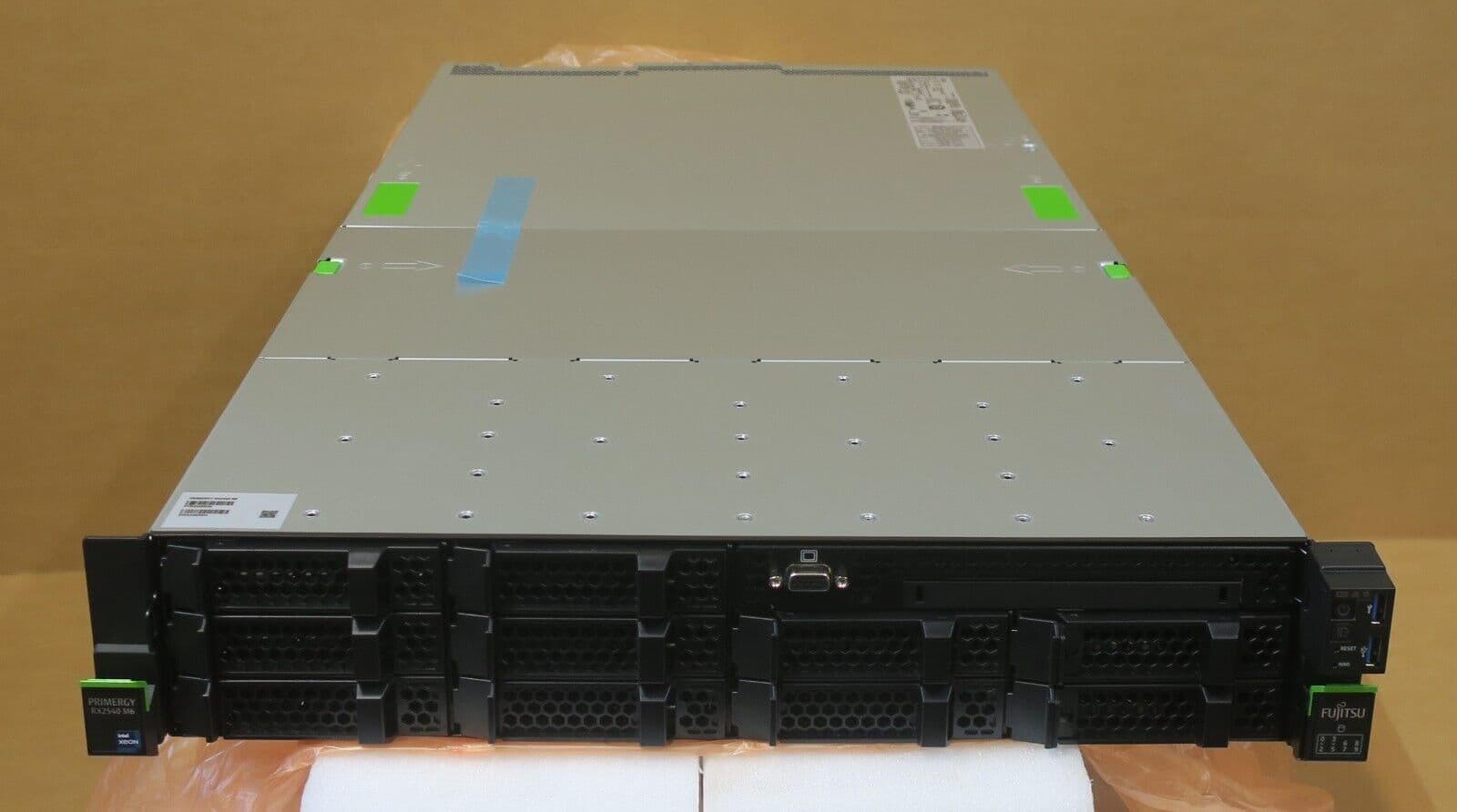 NEW Fujitsu Primergy RX2540 M6 2x 8C Gold 6334 128GB RAM 10x 3 5