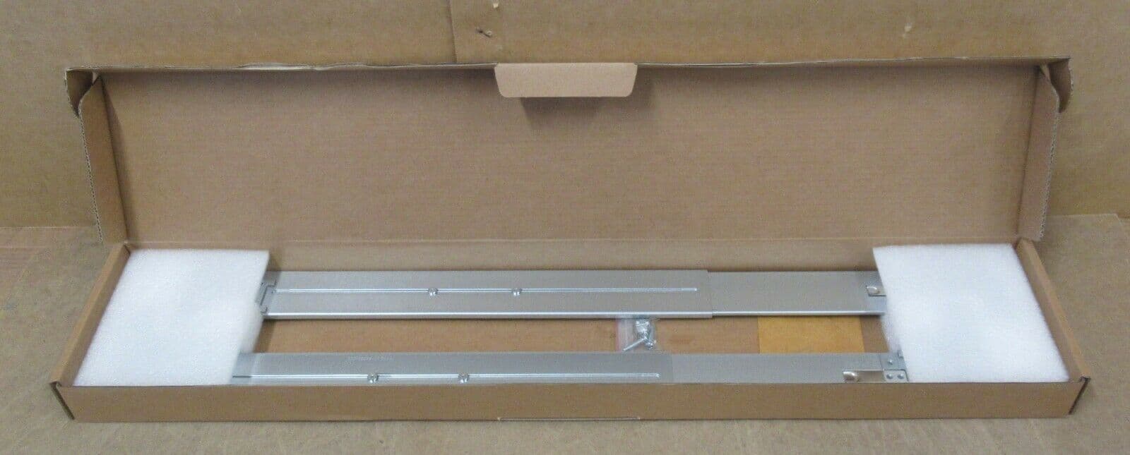New Genuine Cisco UCSCRAIL2U C240 M3 Rack Mount Server Rail Kit 800
