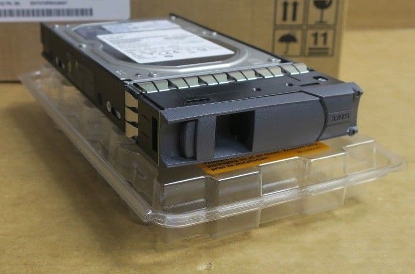 NEW IBM NetApp 3TB 7 2k SAS 6G 3 5 Hard Drive 108-00277 B0 00V7471 X308A-R6