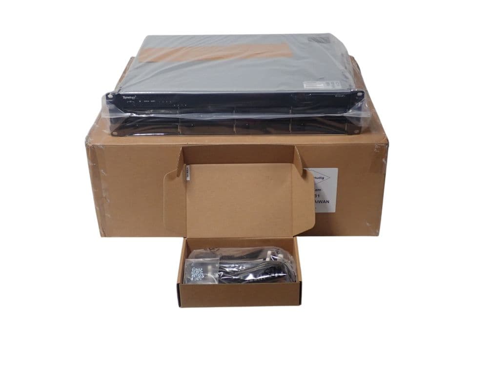 NEW Synology Rackstation RS1221RP SATA 8-Bay 3 5