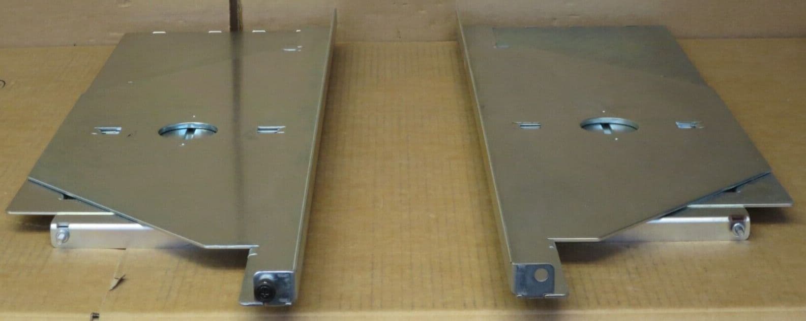 Pair of Rack Mount Rails for IBM TS3310 Tape Library 4U Left Right