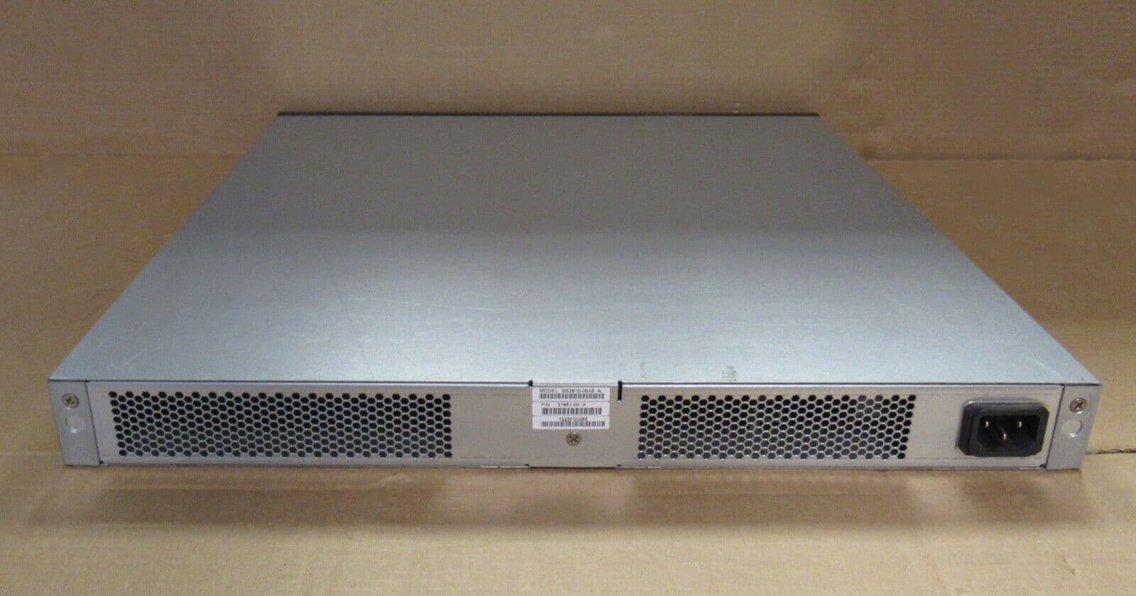 QLogic SANbox 3810 8Port 4Gb Fibre Channel FC Stackable Switch SB381008A8