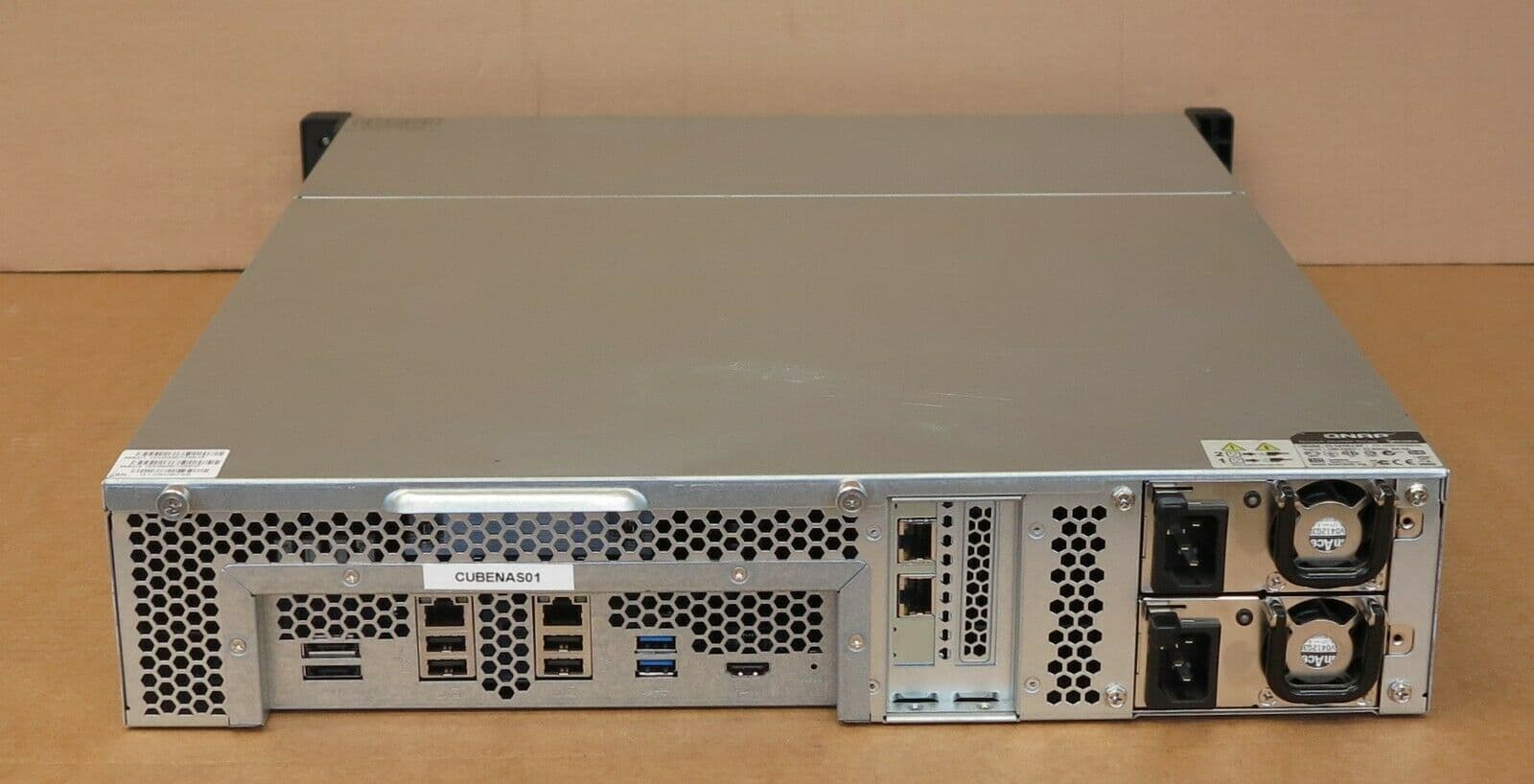 QNAP 12ベイ TVS-1272XU-RP HDDなし QNAP TVS-1272XU-RP | QNAPWorks.com