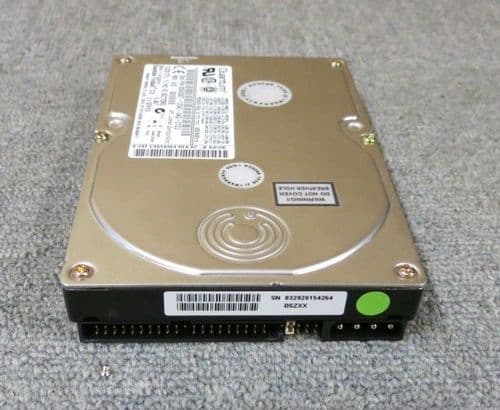 Quantum CX64A461 04300T 6.4GB 512KB 5400RPM 3.5" ATA-66 Internal Hard Drive