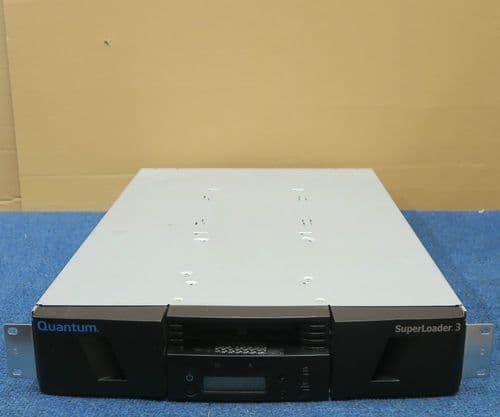 Quantum Superloader 3 L700 EC-LLDAA-YF - LTO-3 Tape Drive Autoloader W/ Magazine