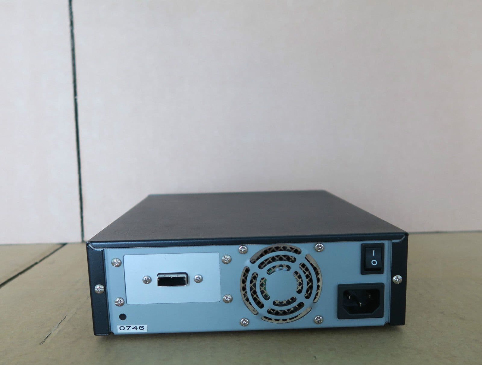 Quantum TCL42BN External LTO4 Backup Tape Drive Ultrium 4 SAS 1 6TB