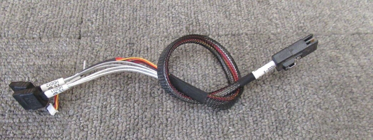 2x Internal Mini SAS SFF-8087 To 4x SATA 7-Pin Breakout Cables – 50cm Red
