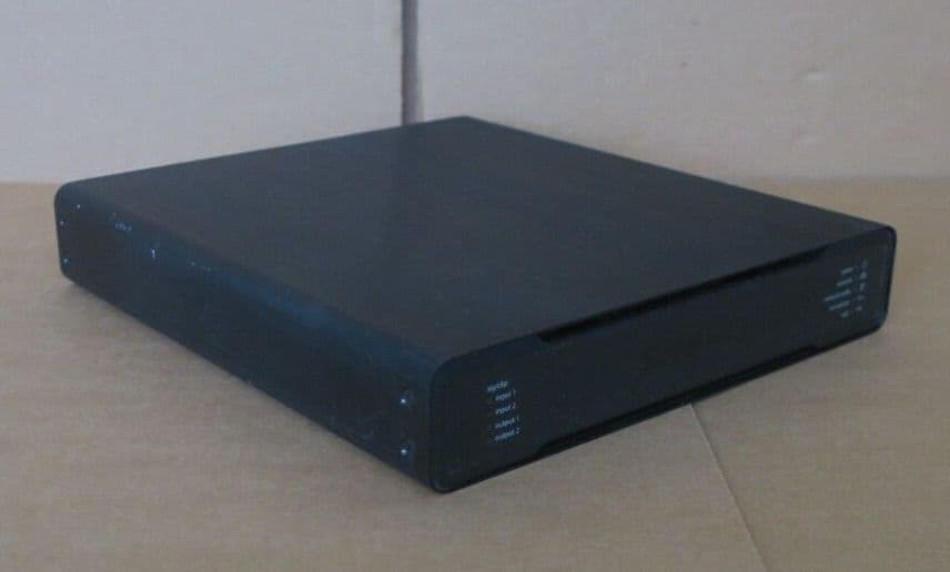 SHURE P300-IMX IntelliMix オーディオ会議プロセッサー Shure IntelliMix P300 Audio Conferencing Processor | Full