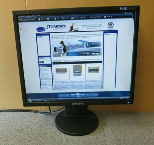 Sumsung SyncMaster 943N LS10MYAKBB/EDC 19" LCD TFT Black VGA Widescreen Monitor