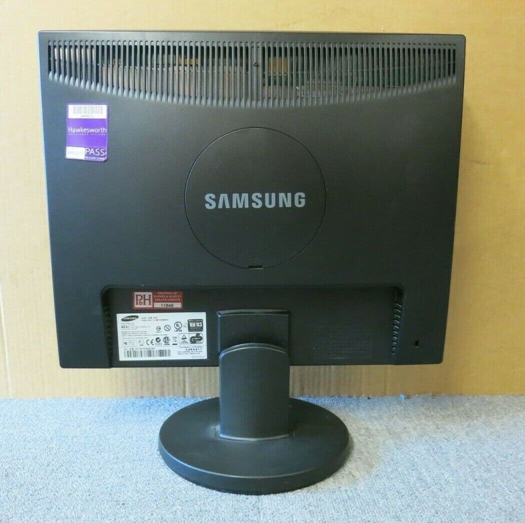 Sumsung SyncMaster 943N LS19MYAKBB/EDC Black 19" LCD TFT Flat Screen ...