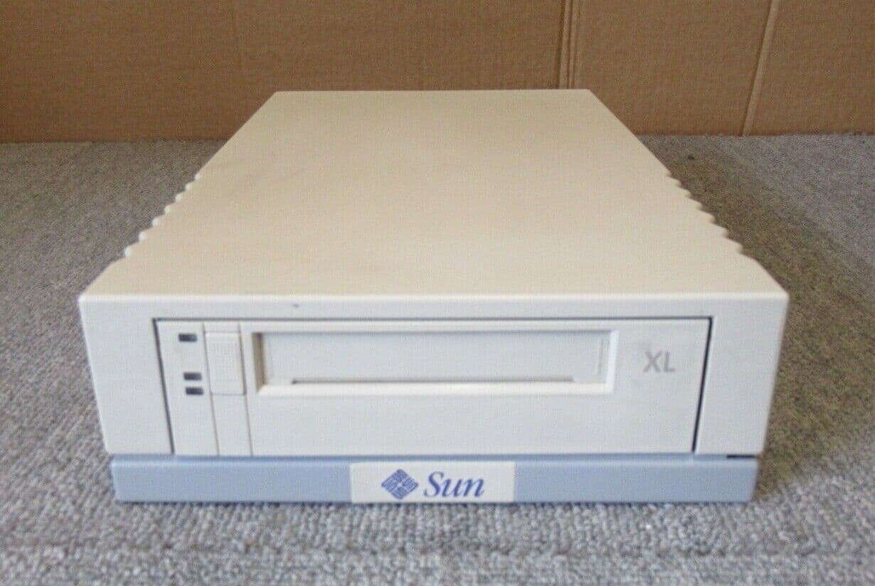 Sun 611 599203502 P0972QU Data Storage External DDS4 SCSI Tape Drive