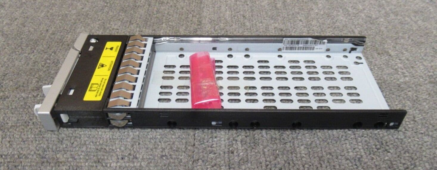 Sun / Oracle 7044311 0976502-09 Storage Drive Enclosure ST2D24 2 5