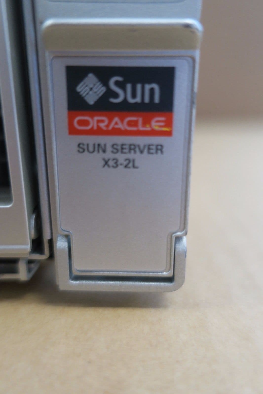 Sun Oracle X3-2L 2x Eight-Core XEON E5-2670 256GB 24 x 2 5