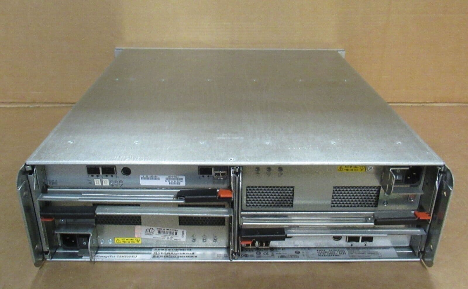 Sun StorageTek CSM200-EU 16x 146GB HDD Expansion Disk Array 2x Sun ...