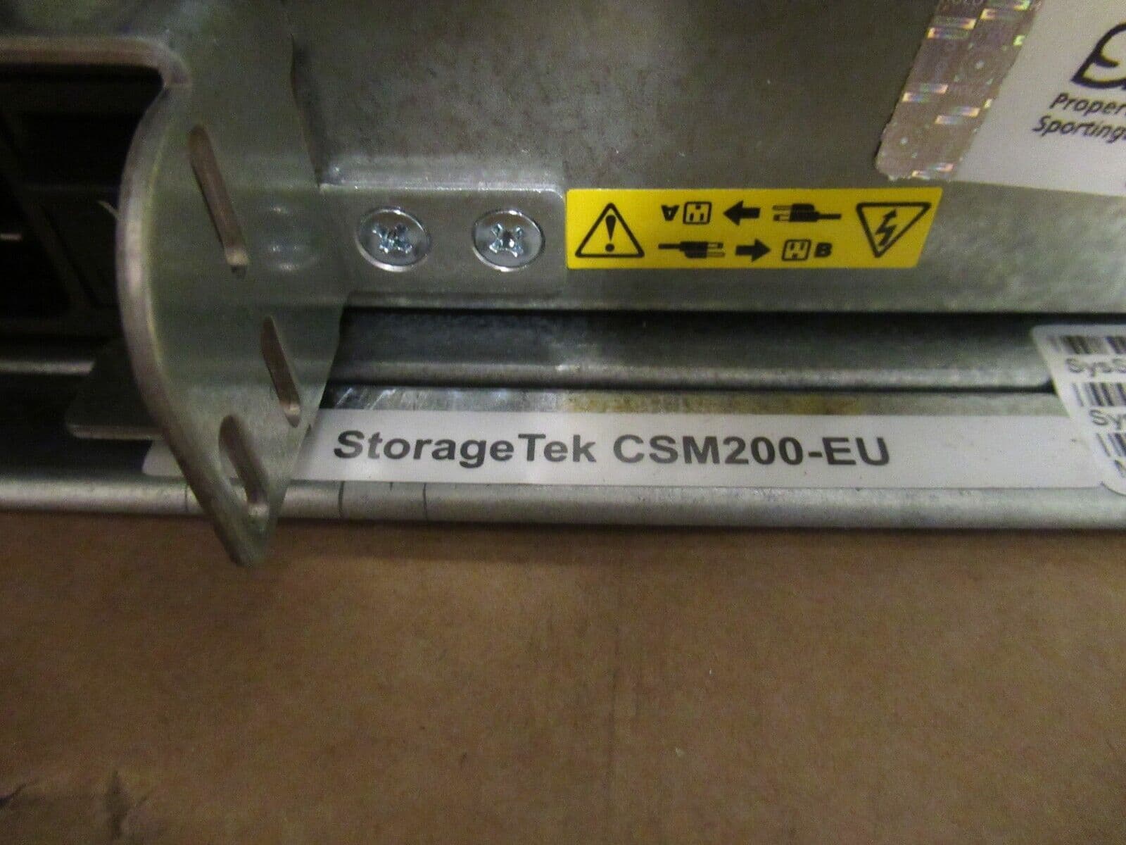 Sun StorageTek CSM200-EU 16x 146GB HDD Expansion Disk Array 2x Sun ...
