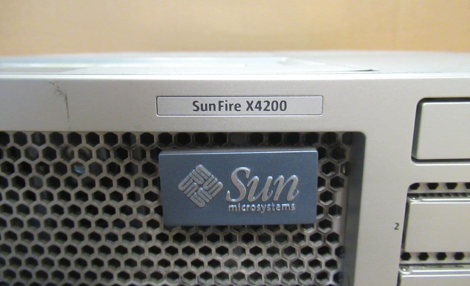 Sun SunFire X4200 2U Rack Mount Server 2x AMD Opteron 252 2 6Ghz 4Gb ...