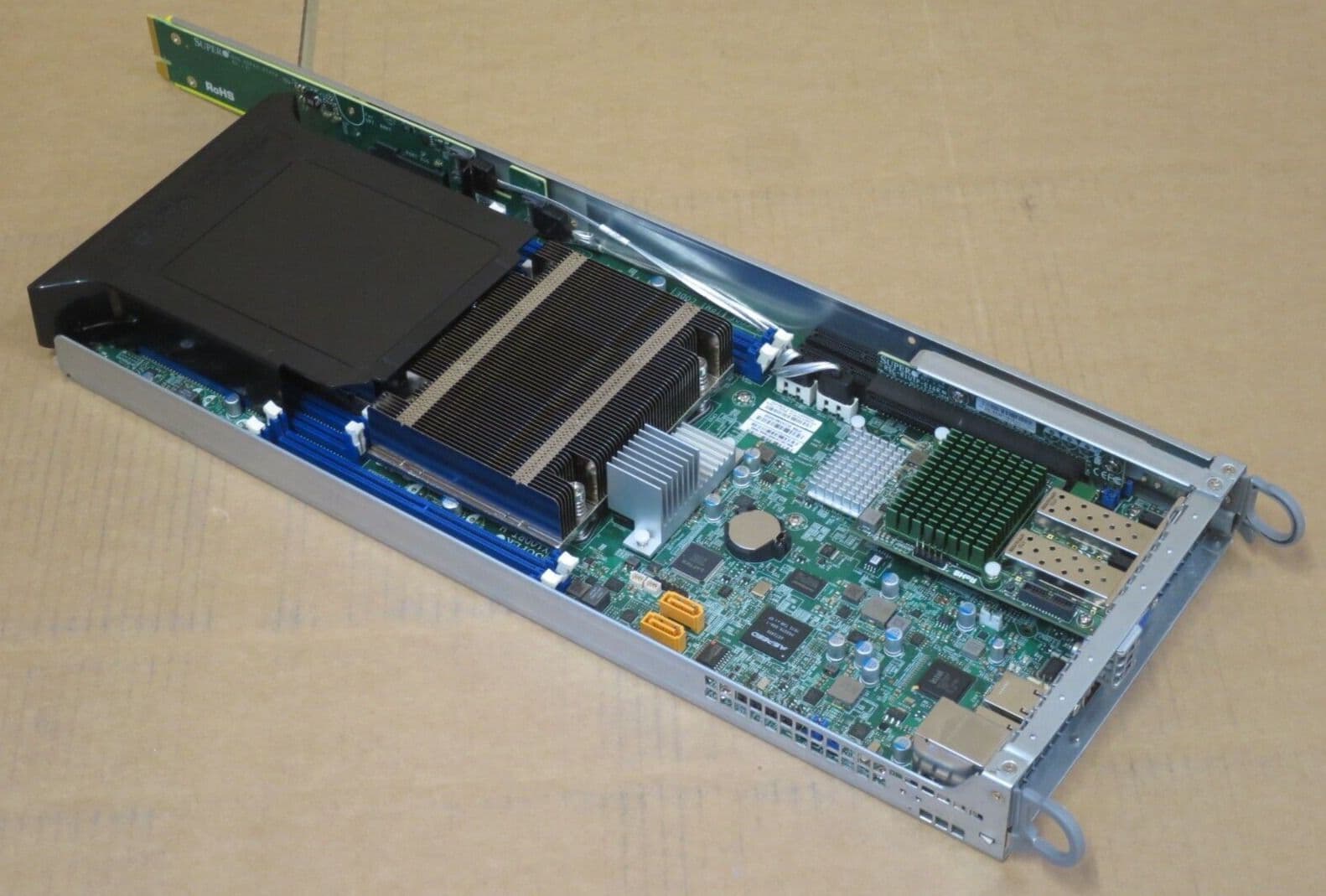 XeonE5-2630V4 Quadro 32GBメモリ SSD Amazon.com: Intel XEON 16 CORE Processor E5-2683V4 2.1GHZ