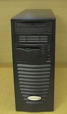Supermicros Tower Server Workstation 2x Dual-Core 2Ghz 4Gb 1x 80Gb 4x 147Gb