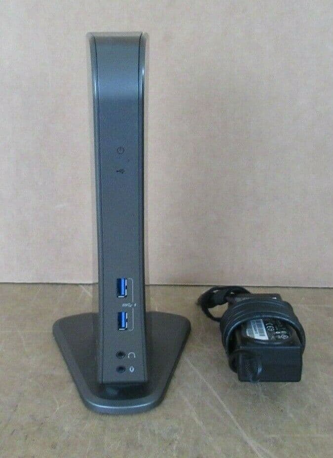 Toshiba Dynadock U3.0 PA3927E-2PRP HDMI DVI-I Docking Station With AC Adapter