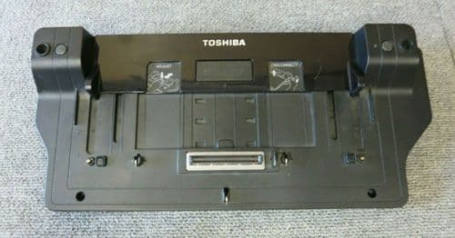 Toshiba PA3314E-1PRP Advanced Port Replicator III Laptop Docking Station