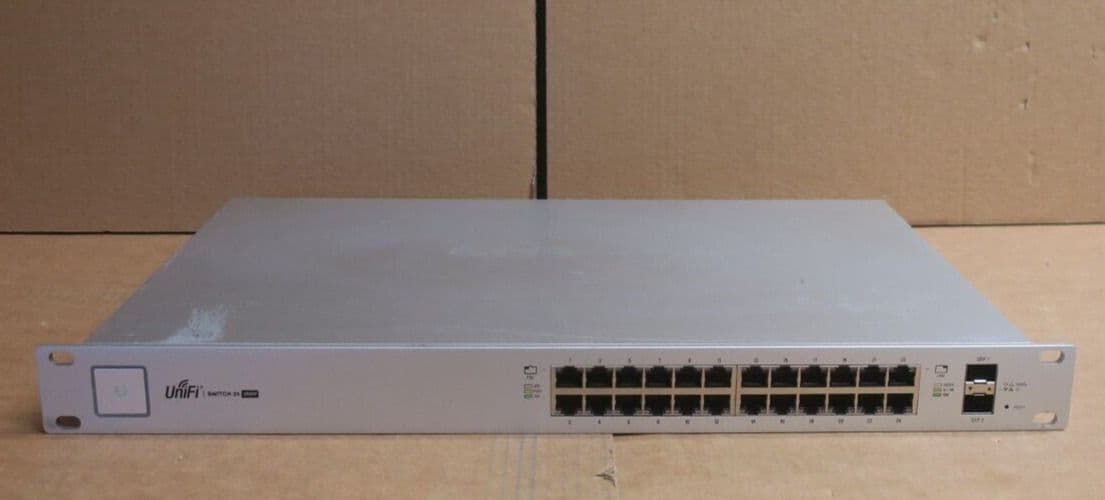Ubiquiti UniFi 24x GbE RJ45 PoE 2x 1Gb SFP Ports L2 Managed Switch US ...