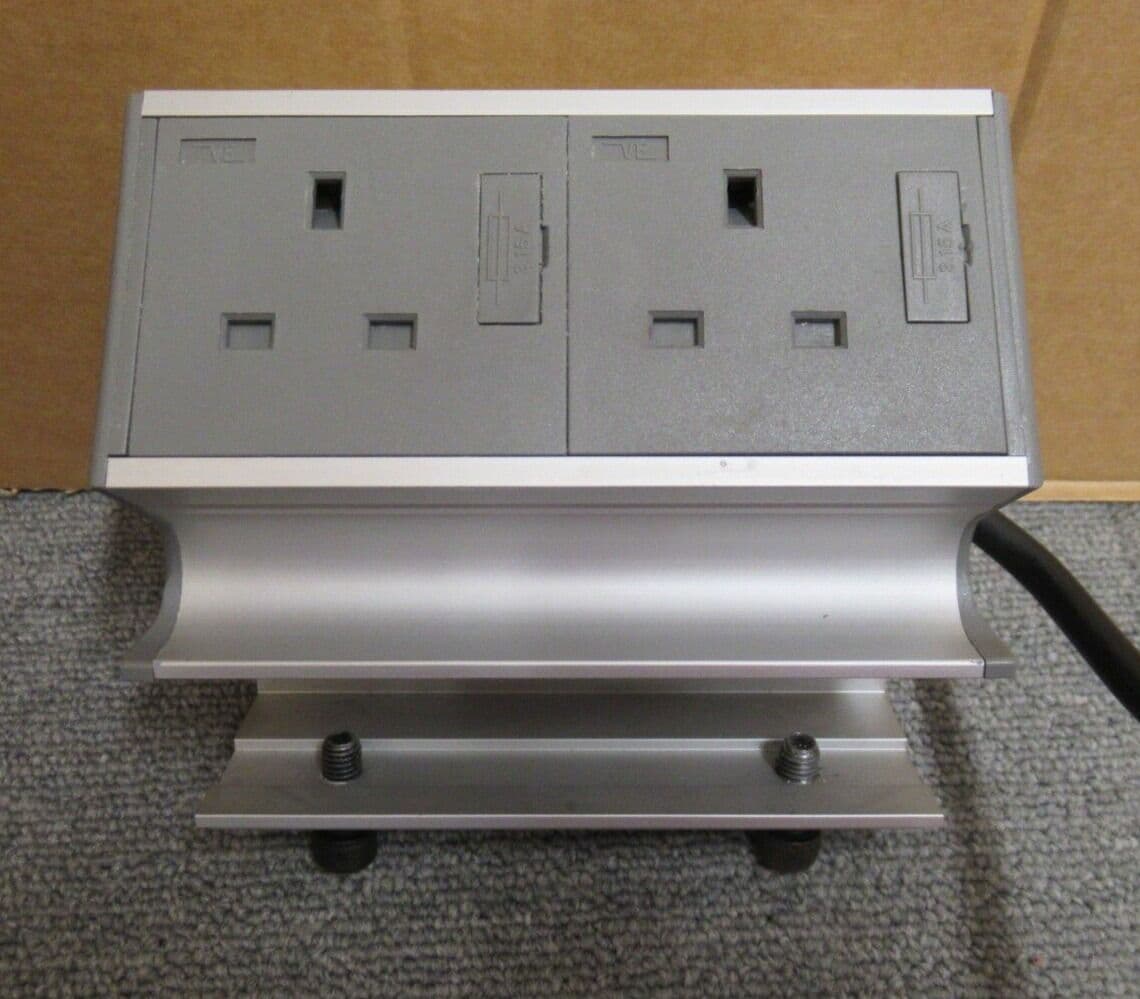 Voltex Desktop Desk Bench Table Mounted Power Sockets 2 UK Sockets To ...