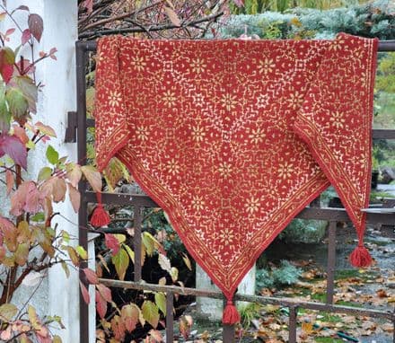 A Christmas Tale Shawl - Marion Schlenzka