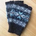 Beach Mitts  - Terri Malcolmson (Terri Laura)