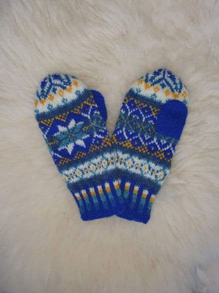 Harriet's Mittens - Shetland MRI Scanner Appeal