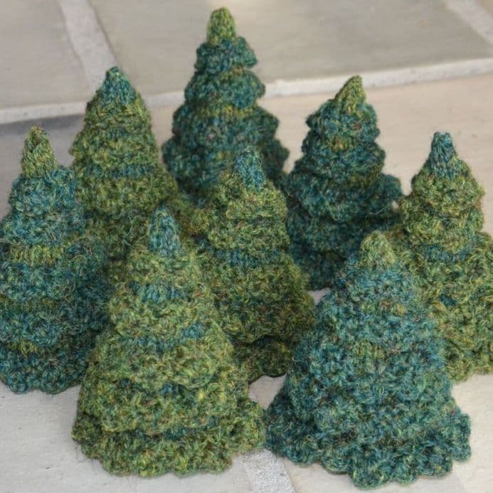 Little Fir - Tina Vejlø Andersen - Kastaniestrik