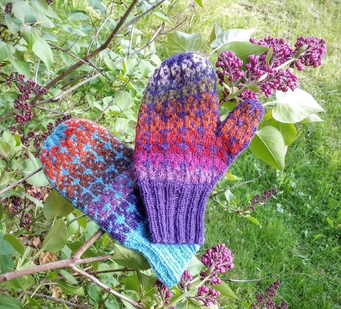 Mittens for Good Neighbours #1 - Tori Seirstad (TorirotDesign)