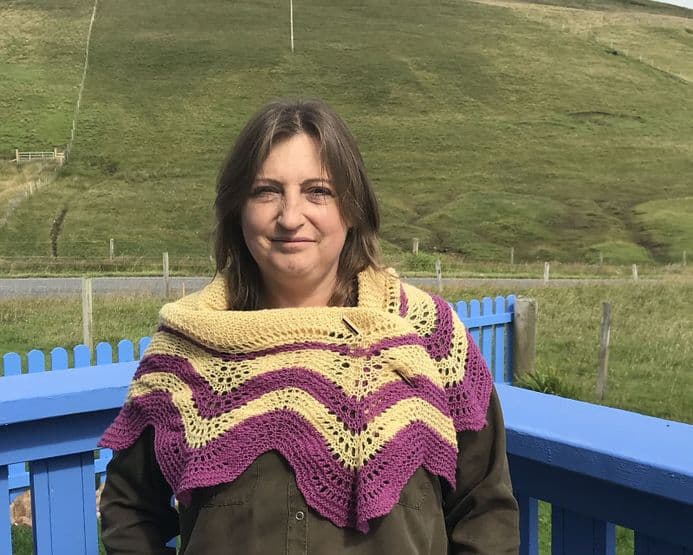 Rhubarb and Custard Shawl - Mandy Moore - Olach Designs