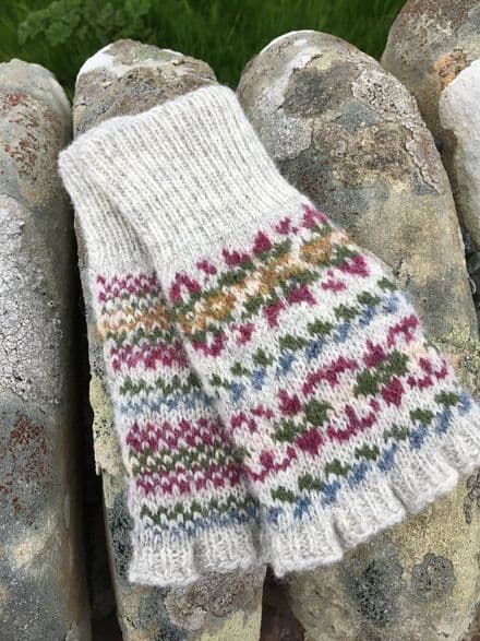 Seaweed Mitts - Wilma Malcolmson