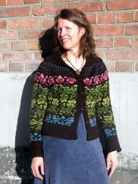 Sjølingstadkofta - Tori Seierstad (TorirotDesign)