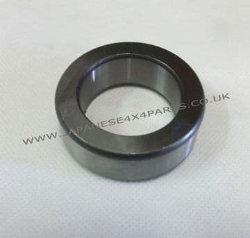 Daihatsu Fourtrak / Rocky 2.8TD - F73/F78 (05/1993+) - Rear Wheel Hub Bearing Retainer