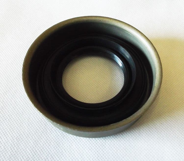 Ford Maverick 2 4 Petrol R20PKA24E Front Upright Knuckle Oil Seal