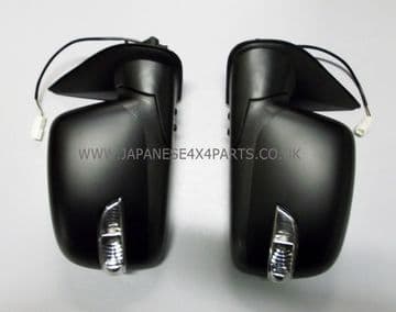 Isuzu D-Max / Rodeo 3.0TD Pick Up TFS77 (07/2003+) - Door Mirror Black Electric  With Lamp Pair