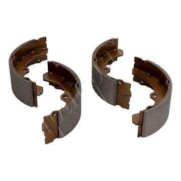 Isuzu NKR77 - 3.0TD - 4JH1TC - 3.5Tonne (2002-2008) - Rear Brake Shoe Set (4)