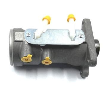 Isuzu NPR / NQR 4.8TD - 4HE1TC - 7.5T (1998-2005) - Brake Master Cylinder